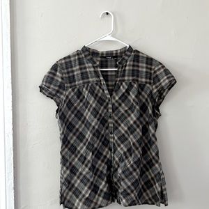 a.n.a Women’s Shortsleeve Plaid| Button Up shirt
